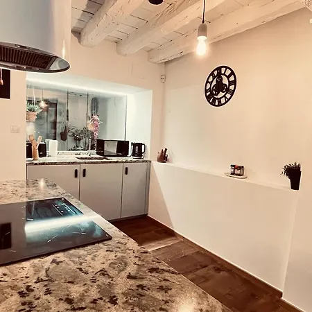 Old Town I By Aston Apartment