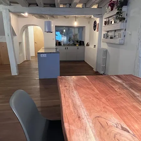 Old Town I By Aston Apartament